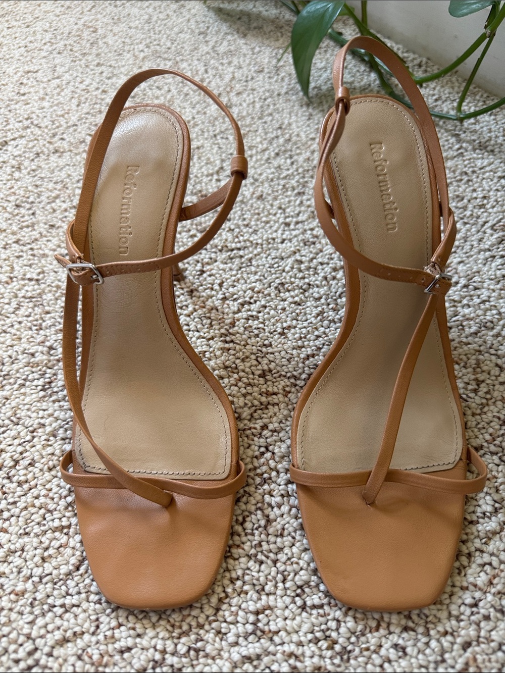 Reformation Caramel Tan Strappy Square-Toe Heels